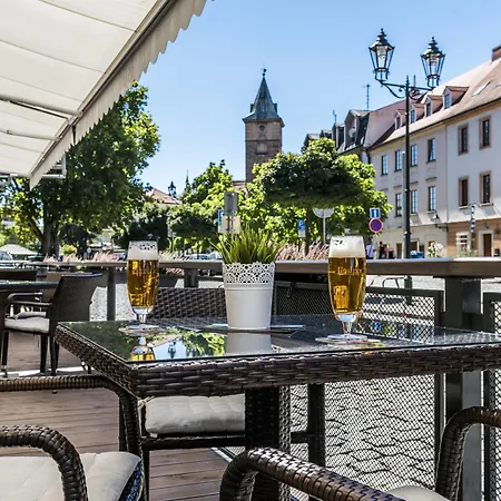 Courtyard By Marriott 4* Plzeň