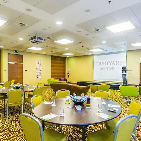 Courtyard By Marriott Пльзень