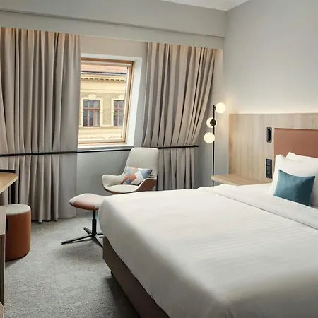 Courtyard By Marriott Otel