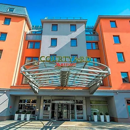 Courtyard By Marriott Szálloda 4*