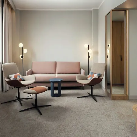 Courtyard By Marriott 4*