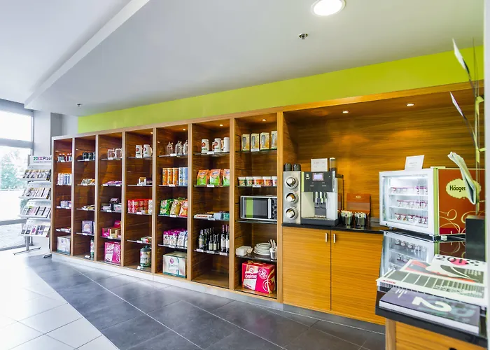 Courtyard By Marriott Hotell
