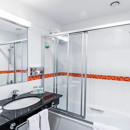 Hotel Courtyard By Marriott Plzen