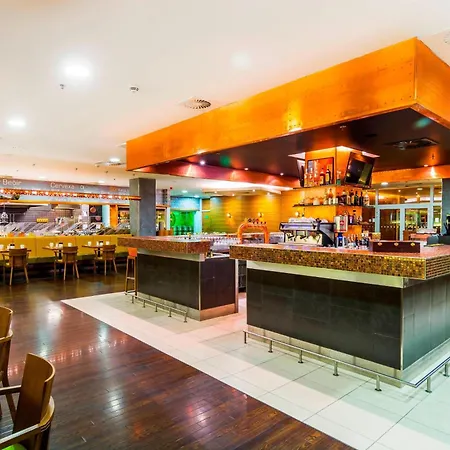 Courtyard By Marriott Plzen