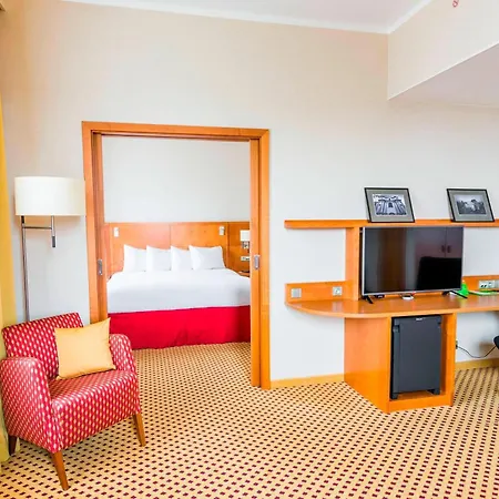 Hotel Courtyard By Marriott Plzen