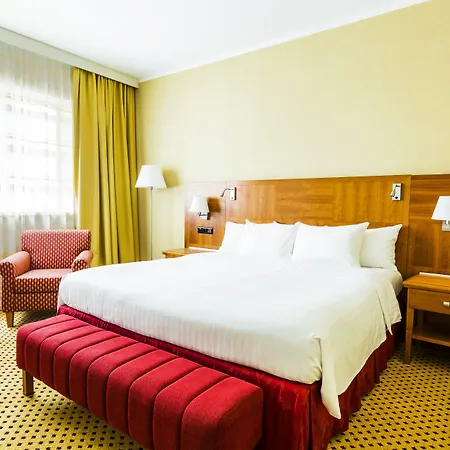 Hotell Courtyard By Marriott