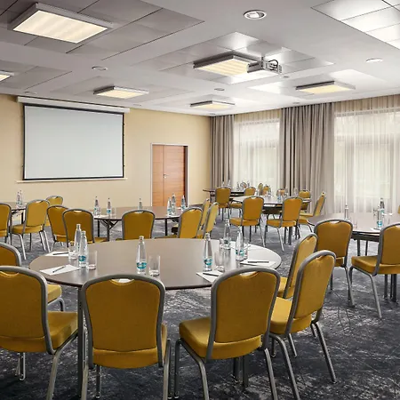 Courtyard By Marriott 4*
